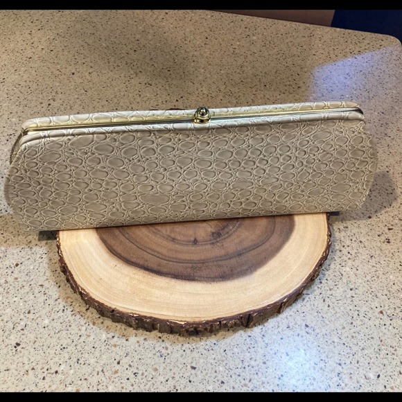 Handbags - EMBOSSED SLIM CLUTCH- VINTAGE STYLE